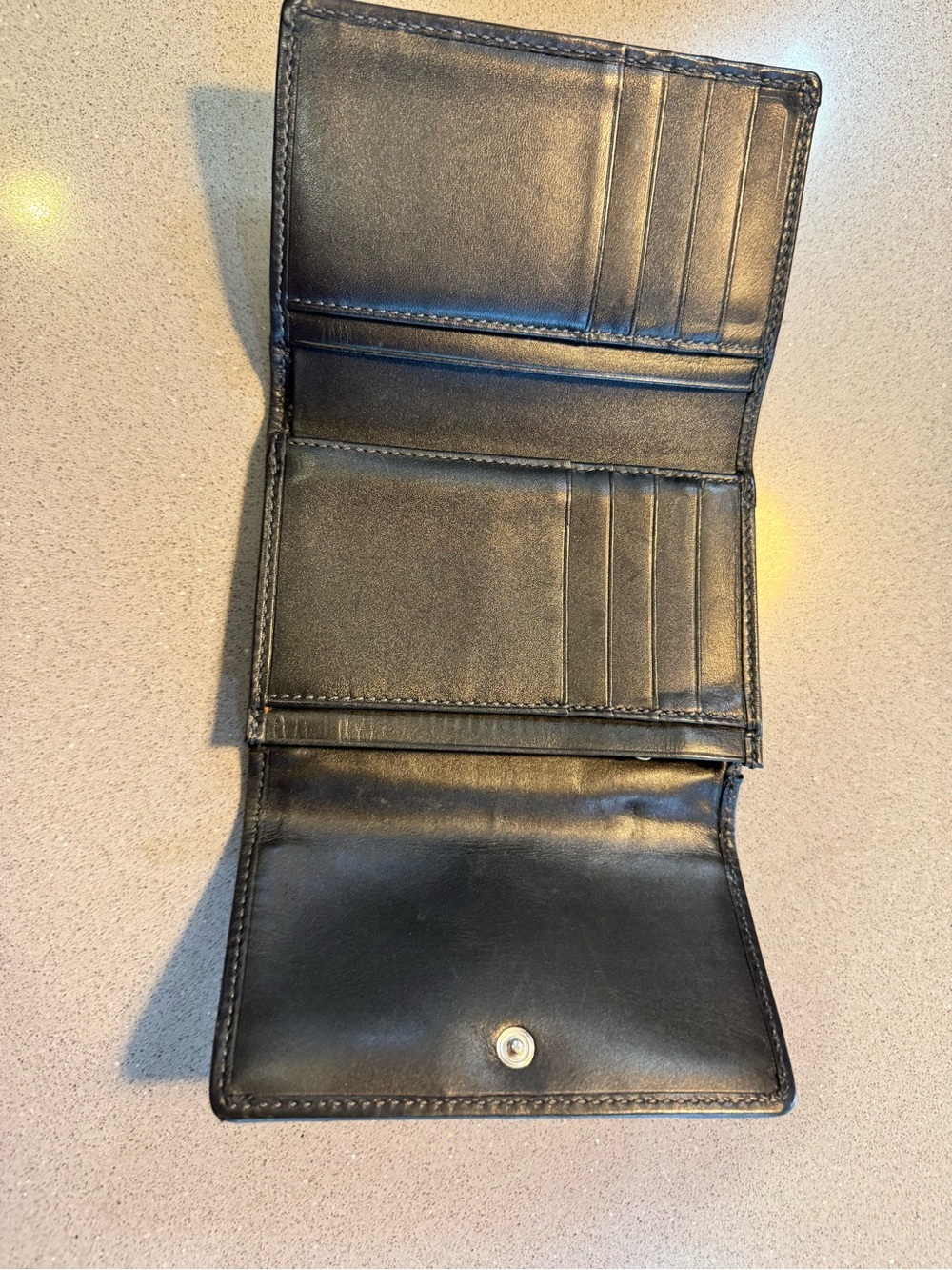 Tumi Black Jacquard Signature Trifold Wallet - Picture 3 of 6